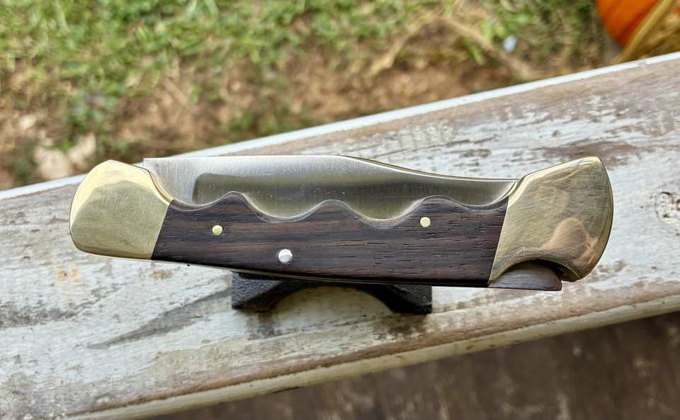 Buck 110 1972-1986 bellamente personalizado con caja original Foto 4 de 4