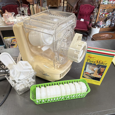 Popeil P400 Automatic Electric Pasta Maker with Pasta Dies & Instruction Booklet