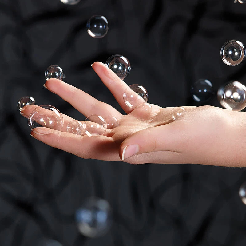 Playtastic Kinderspielzeug: 6er-Set haltbare Seifenblasen zum Anfassen - Bild 3 von 3