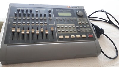 Roland Vs 880 VXpanded mit VS8F-1 Multi Effectboard 
