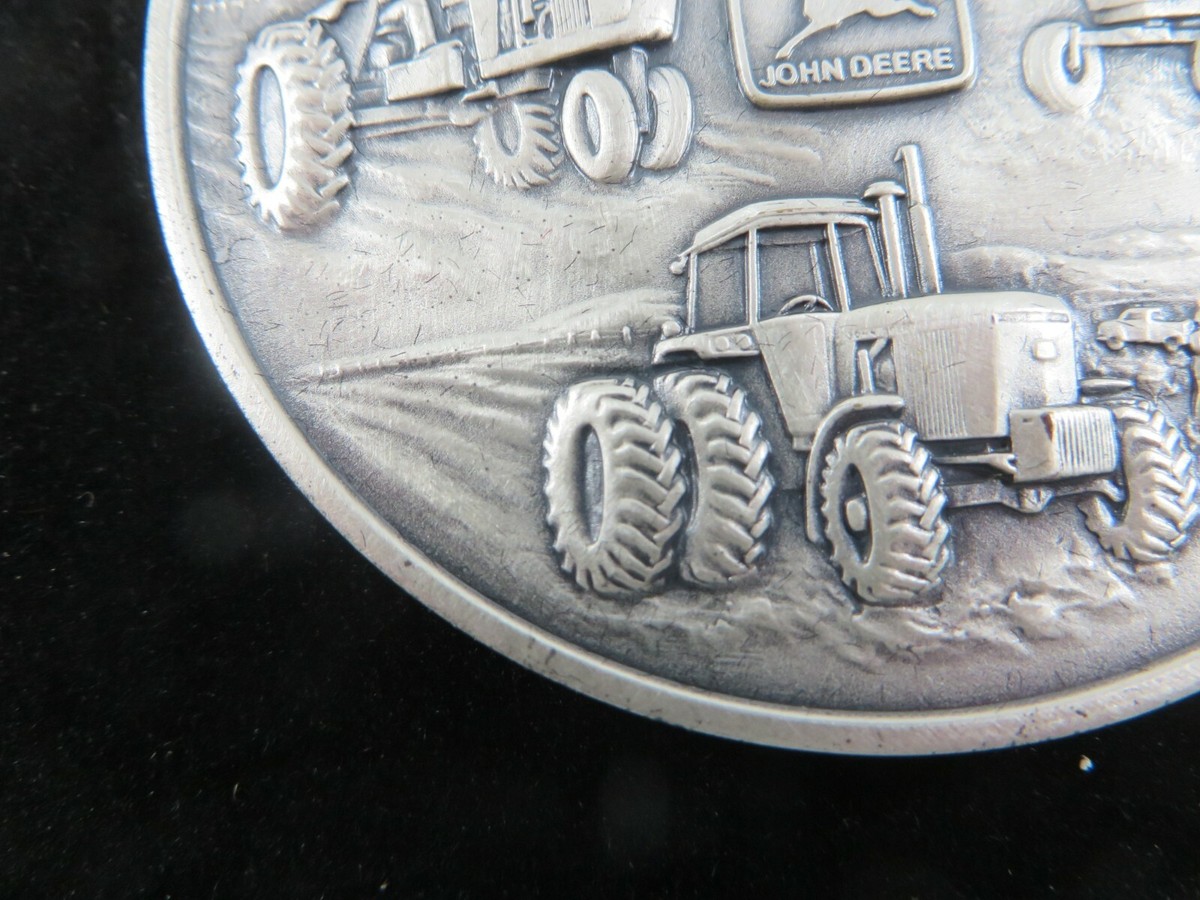 Vintage 1982 JOHN DEERE & Company Belt Buckle Pewter Round 