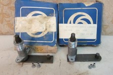 2 NOS OEM BRITISH LEYLAND WINDSCREEN WIPER PIVOT HOUSING WHEELBOXES AUSTIN METRO