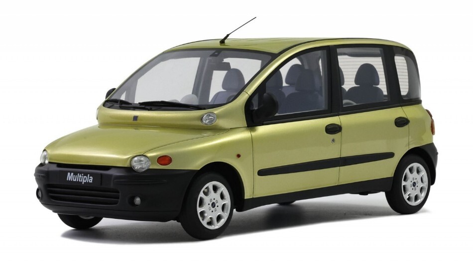 Modellino auto scala 1:18 FIAT MULTIPLA 2000 modellismo statico da