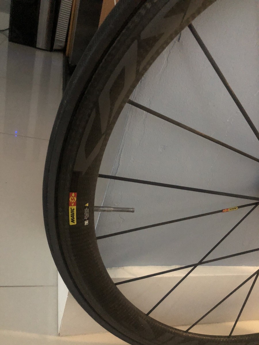 Mavic Cosmic Ultimate Carbone Tubular lightweight Front Mavic Cosmic Ultimate Carbone Tubular lightweight Front