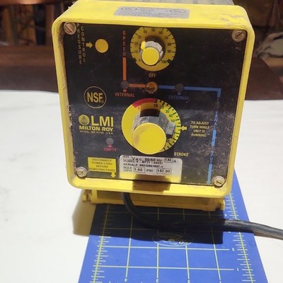 LMI Milton Roy Electromagnetic Dosing Pump B171-489SI 1.60 GPH 150 PSI