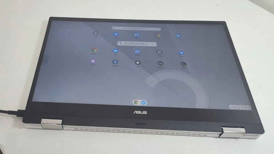 ASUS Chromebook Flip CB5 CB5500FE 15.6" i5-1135G7 8GB RAM 128GB SSD Touchscreen - Image 3 of 4