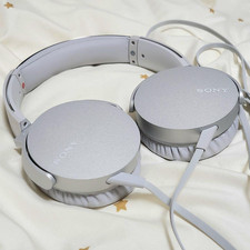 Sony MDR-XB550AP Extra Bass On-Ear Headphones Grayish White Used