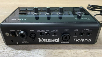 その他 Roland Vocal Processor VP-7 Roland VP-7 Vocal Processor Harmonizer with Power Cable Used from