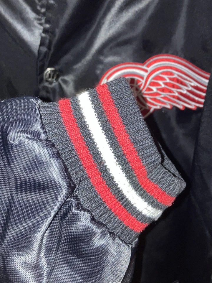 NHL JH Designs Detroit Redwings Men's Satin Bomber Jacket - Image 4 of 4