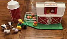 Fisher Price Little People Play Farm Barn Set With Animals Figures Fence Vintage