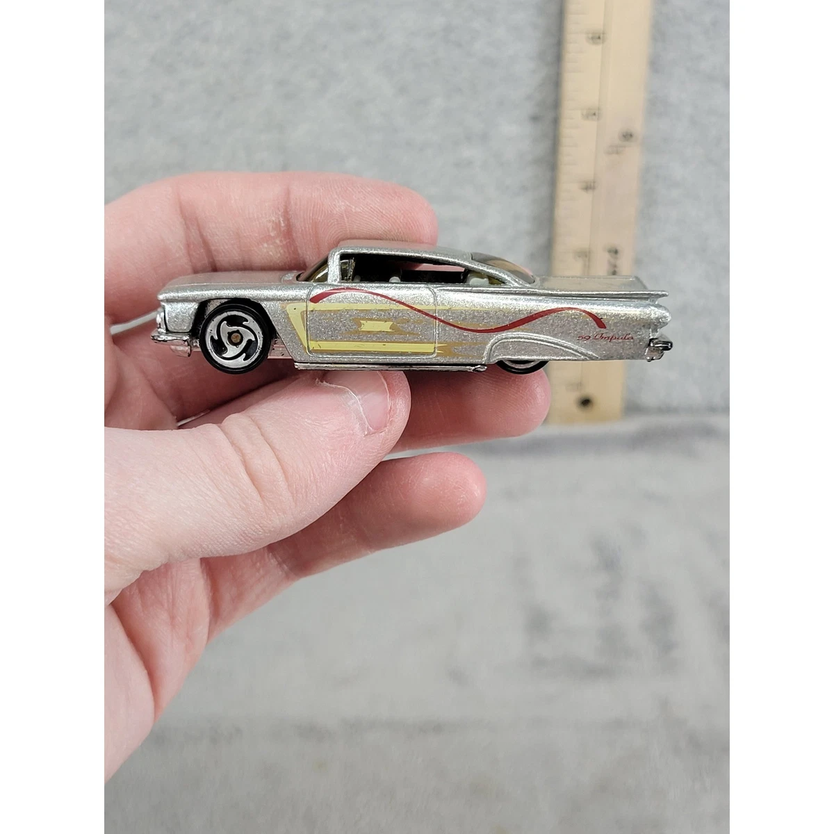 25+ Hot Wheels 1959 Vehicle Year Vintage Manufacture Diecast Cars