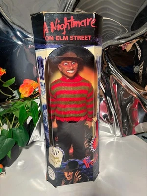 Rare Freddy Krueger talking Doll Figure MIB 1998 18” Collector Edition Still Tal - Photo 1/4