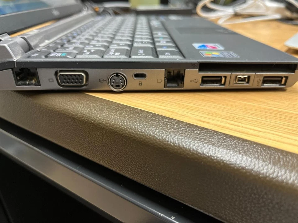 Fmv-Biblo Loox T70R/T Mini Laptop Windows Xp Portable Pc Vintage Computer Retro - Image 4 of 4