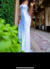 White Iridescent Vienna prom dress size 4  Great condition  Bought In 2022 