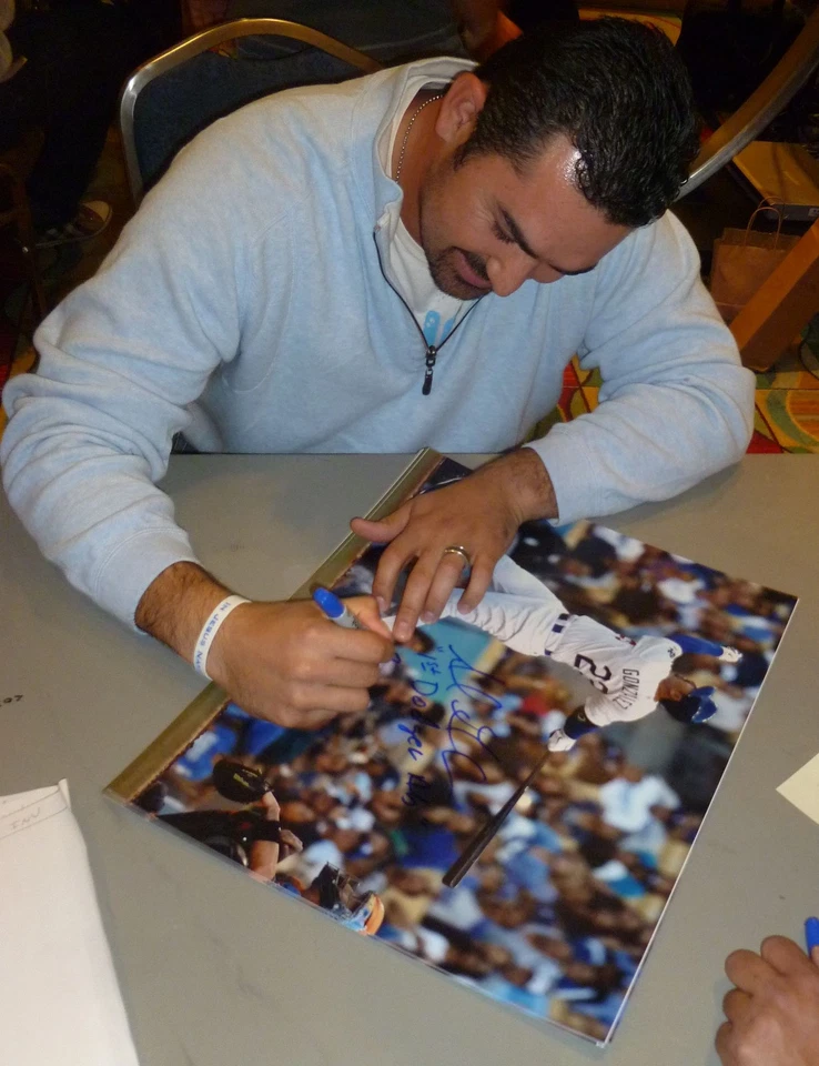 Фотография с автографом Адриана Гонсалеса 1st Dodgers Home Run 16x20 сертификат подлинности PSA/DNA - Изображение 3 из 4