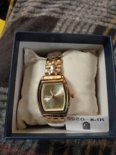 Montres Prestige X Invicta woman s Gold Watch MPW- 0255