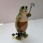  Toad Frog Gardener Statue Figurine Rake Flowers Pot 9" Tall Standing Upright