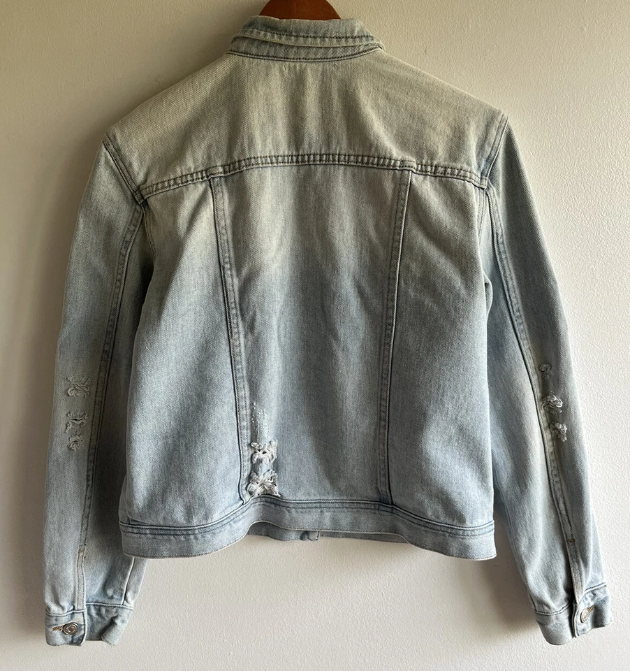 Jaqueta jeans azul denim lavagem leve rasgada retrô grunge anos 90 Y2K tamanho G - Imagem 2 de 4