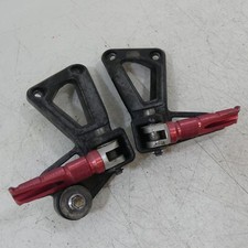 Suzuki GSF 1200 Bandit GV75A EZ:98 Fußrastenanlage hinten rechts & links A6870