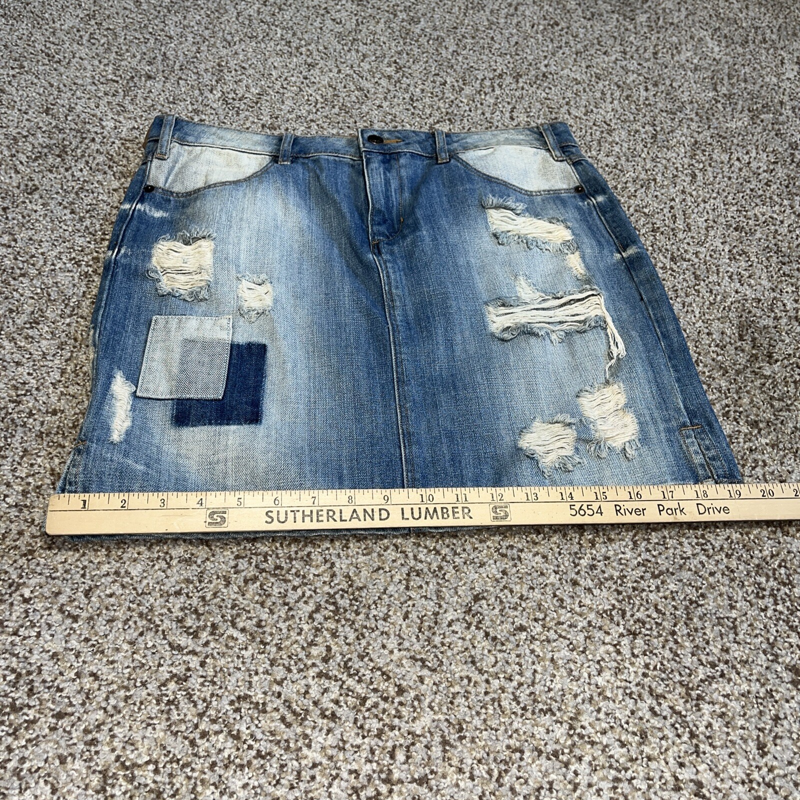 Hidden Jeans Denim Skirt Womens Size L Button Front Distressed Waist 34 - View 10