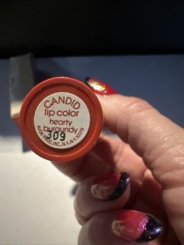 New in Box Vintage 1970s Avon Candid Lipstick .13oz Hearty Burgundy. - Picture 7 of 7