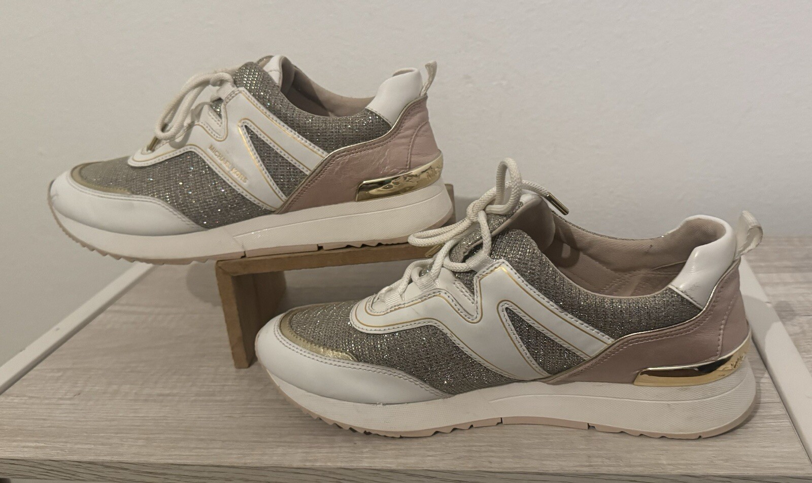 Michael Kors Mixed Media Pippin Leather Trainer Sneakers Glitter Mesh 9.5 thumbnail 2