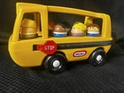 Little Tike Vintage Original School Bus With Yellow Hat Driver And Six Children