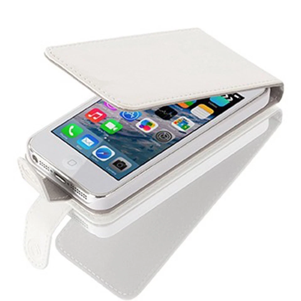 Gear4 Flip Cases for the iPhone 5c - Image 2 of 3