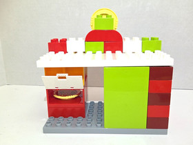 Lego DUPLO Pizzeria 10834 - 100% Complete Set w/ Minifigures Motorcycle & Pizzas