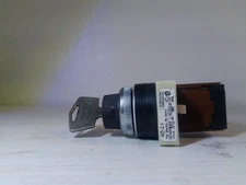 Fuji Electric AH25-J2A DMG Mori Seiki NV5000 Control Box Door Interlock Key Lock