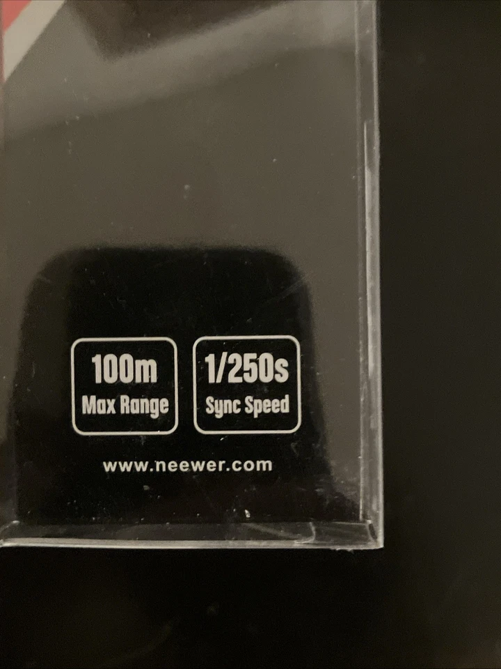 NEEWER FC-16 2.4G Wireless Studio Strobe For Sony Mirrorless & Canon Nikon DSLR - Image 3 of 4