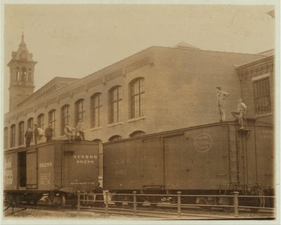Pacific Mills,Lawrence,Massachusetts,Child Labor,Lewis Wickes Hine,1910,7