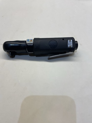 #ad Sioux Compact 3 8” Pneumatic Air Ratchet $50.00