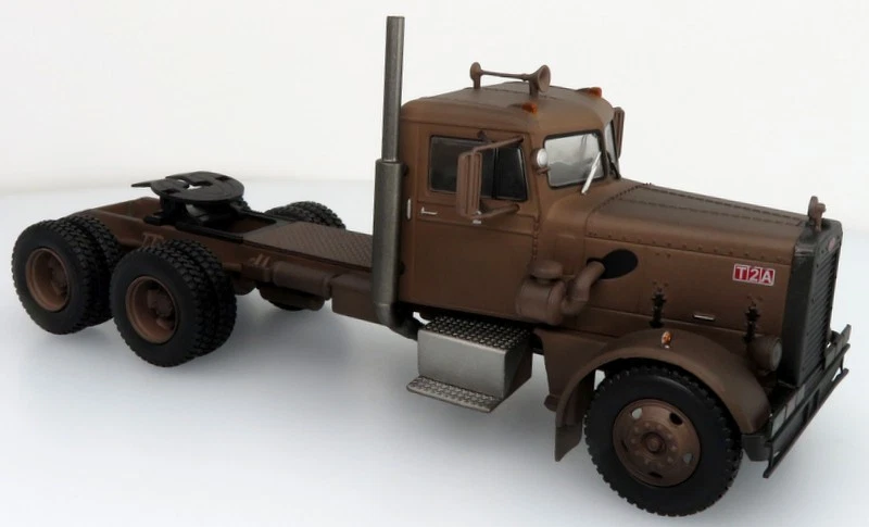 1955 Peterbilt 281 "Needlenose" Tractor & Tanker Trailer: From the Movie "Duel" - Image 4 of 4