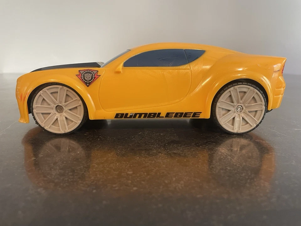 Transformers Movie Radio Control Bumblebee Camaro R/C Car Hasbro Vintage 2009 - Image 3 of 4