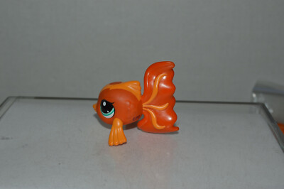 Littlest Pet Shop~#3574~Sweet~Guppy Fish~Oranges Yellow~Blue Dot Eyes