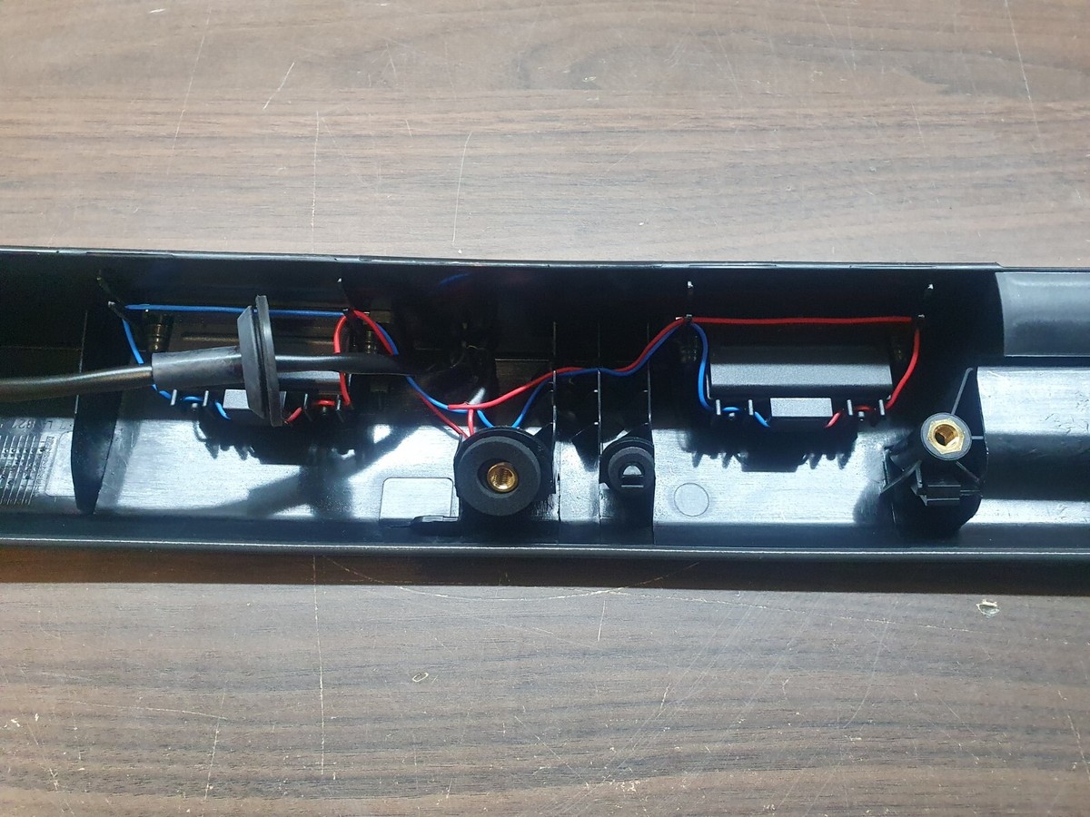 Original VW T5/T6 Griffleiste Kennzeichenbeleuchtung für Flügeltür  