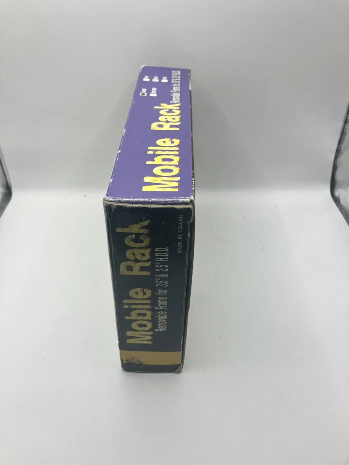 Mobile Rack RH-10 Renovable 3.5” & 2.5” HDD Apple, IBM, & Windows - Image 3 of 4