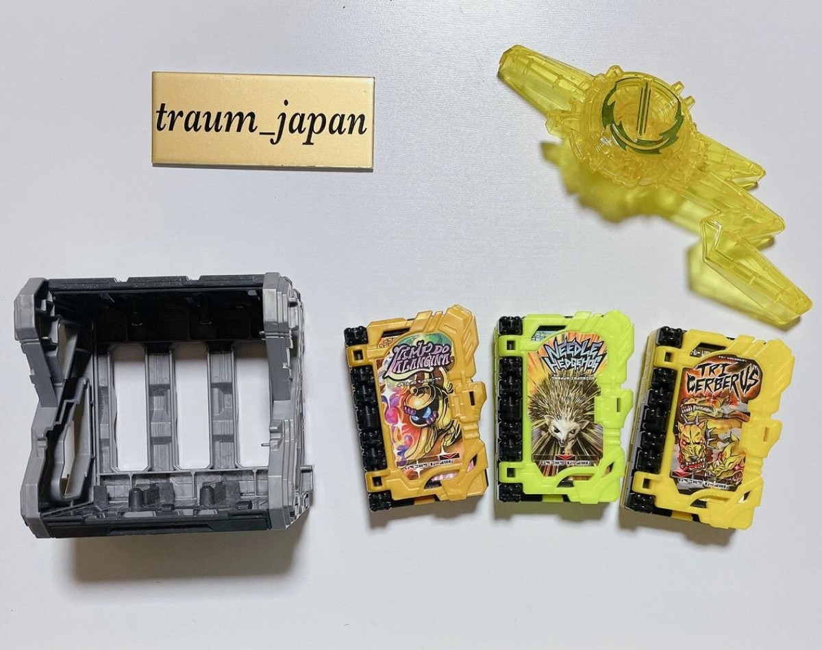 Kamen Rider Saber DX Wonder Ride Book Espada Golden Alangina Set