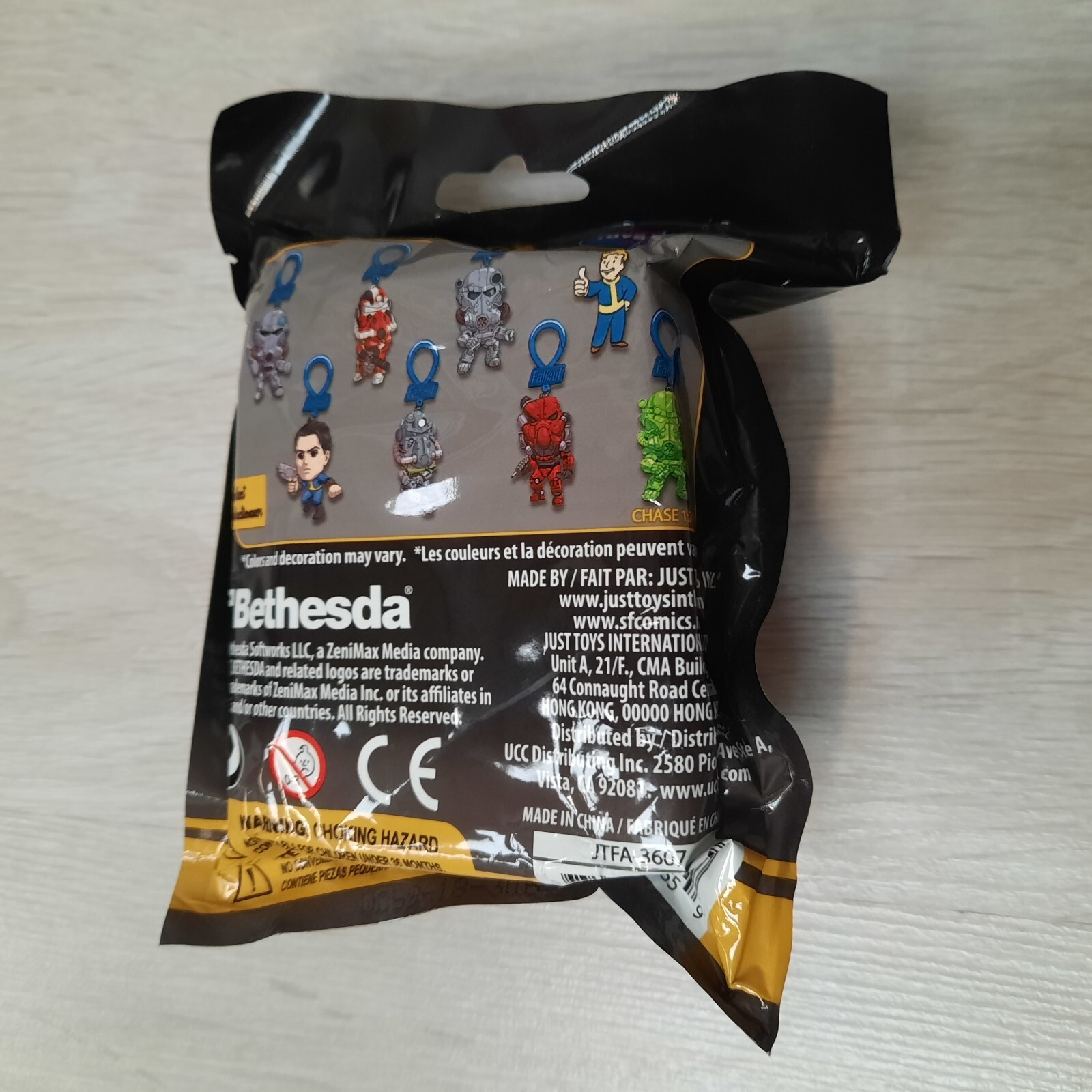 Fallout 76 Bethesda Official Backpack Hanger Blind Bag Blind Bag