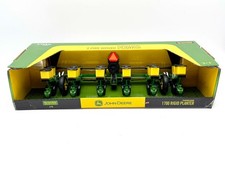 1/16 John Deere 1700 Planter