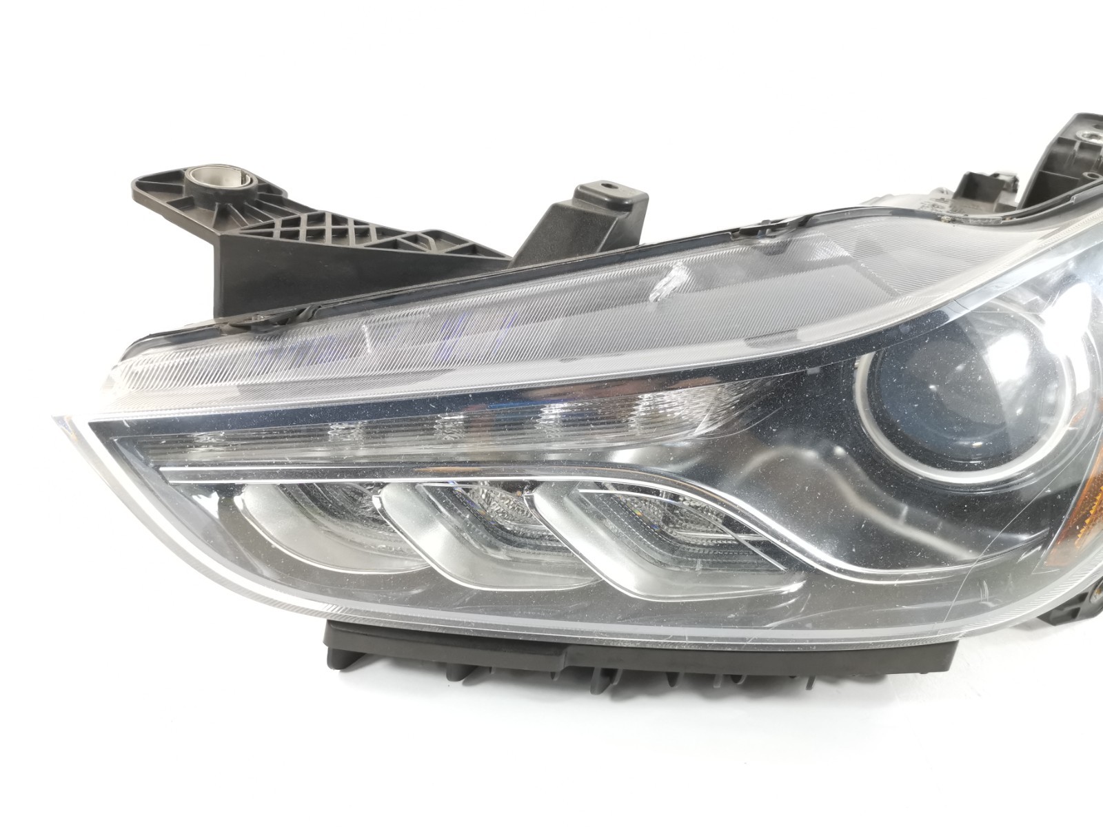 Maserati Ghibli 2014 FRONT+LEFT Headlight P/N 670005476