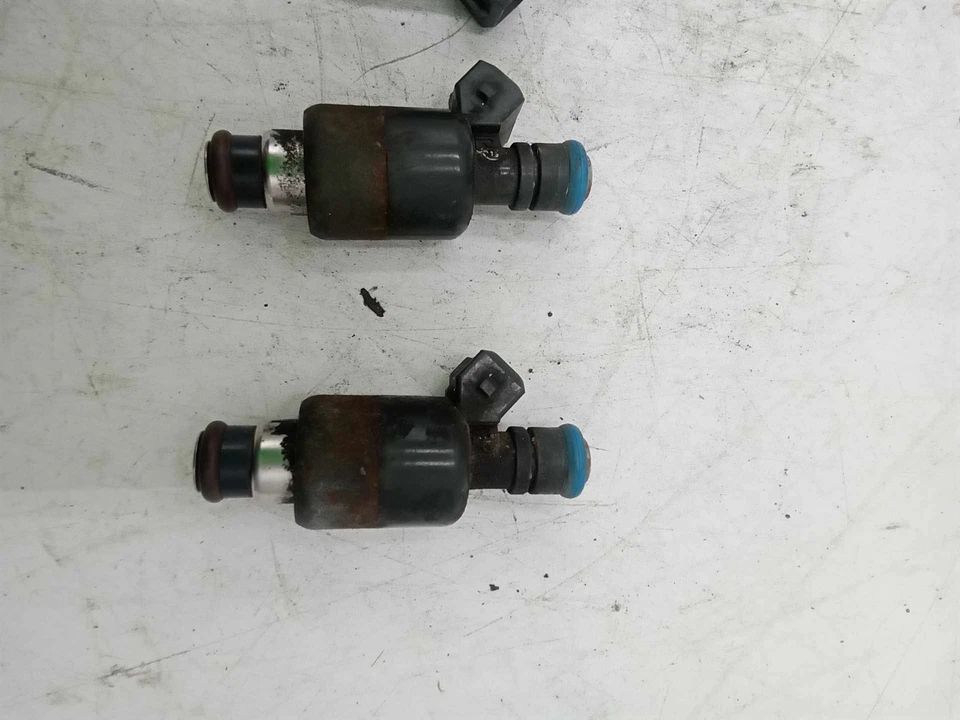 96-00 Chevrolet GMC 7,4 L V8 8 piezas usados OEM inyectores de combustible 17109596 Foto 3 de 4