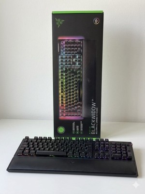 Razer BlackWidow V4 Pro   Mechanische Gaming-Tastatur | Green Switch | QWERTZ DE
