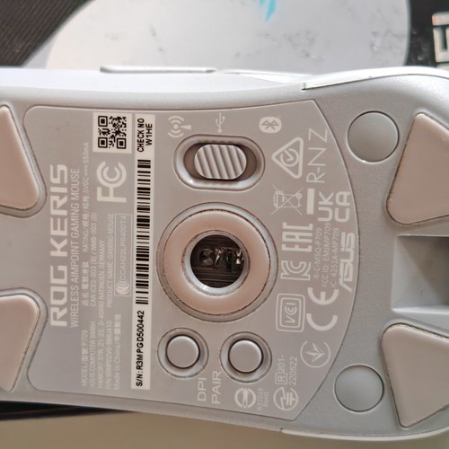 No dongle ! ASUS ROG Keris Lightweight Mouse - Picture 6 of 10
