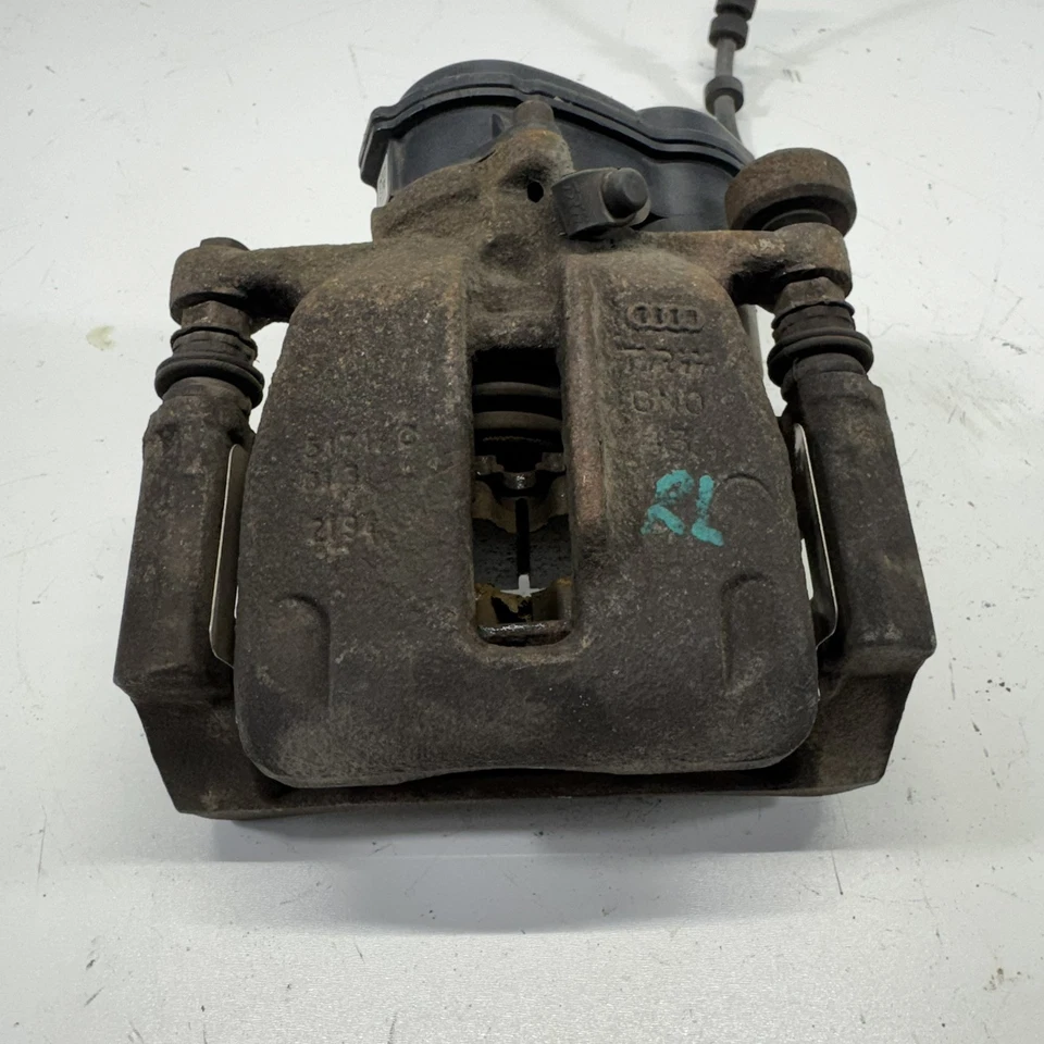 2013-2018 奥迪 A6 四轮 AWD 后部左侧悬浮盘制动钳 原始设备制造商 — 第 3/4 张图片