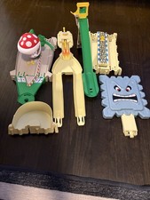 Hot Wheels Mario Kart Track Set Lot - Thwomp ...