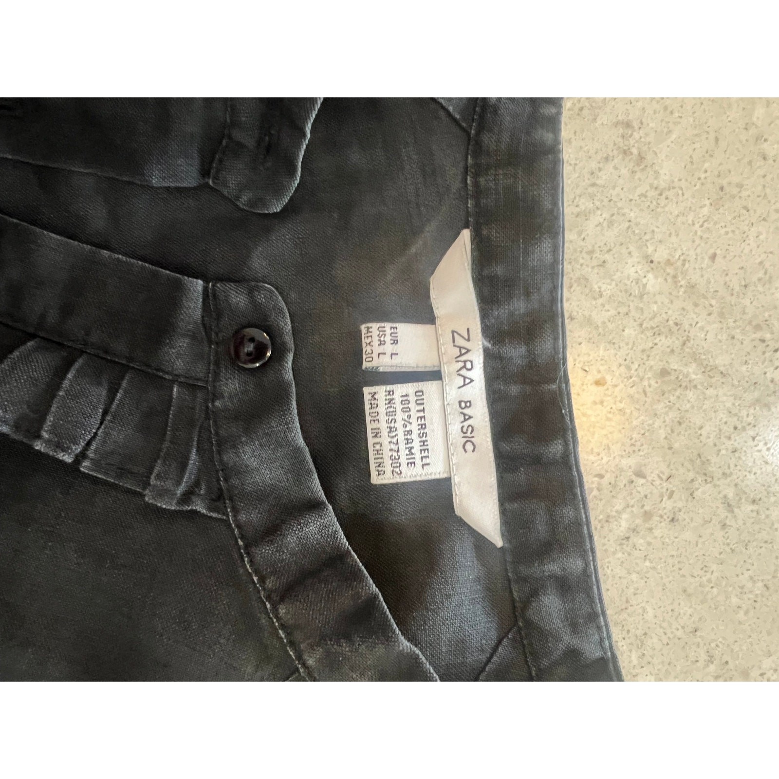 🖤 Zara Basic Sleeveless Button-Down Blouse – Siz… - image 4