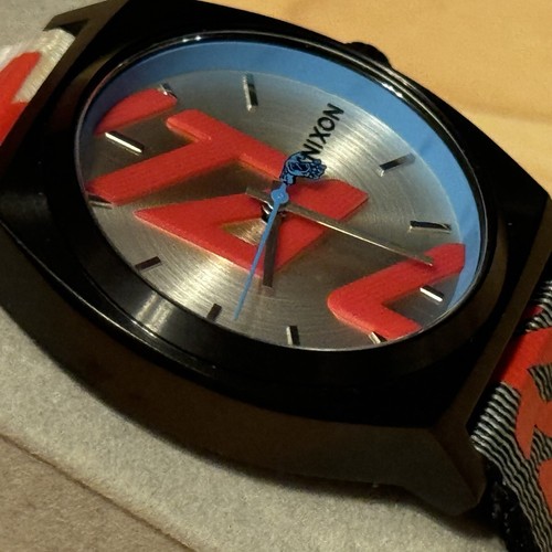 Nixon x Santa Cruz Skateboards The Time Teller Surf Men's Analog Watch RUNNING - Picture 6 of 15