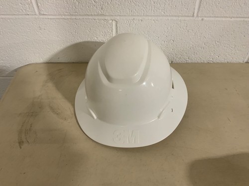 3M Full Brim, XLR8 Hard Hat, White, Flex Gear Adjustable Ratchet Suspension - Picture 2 of 5